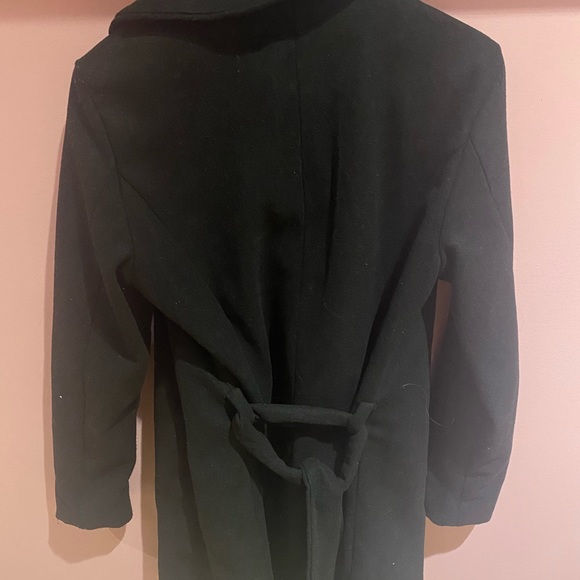 Black coat - Picture 2 of 2